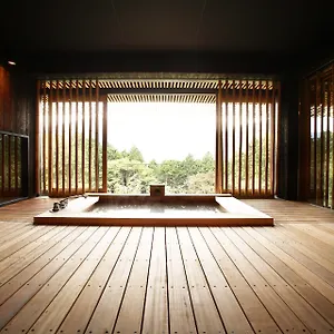 Hakone hotels &amp; apartments, all accommodations in Hakone